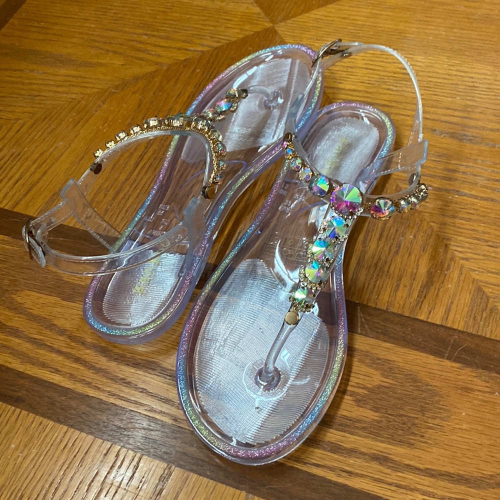Clear jelly sandals